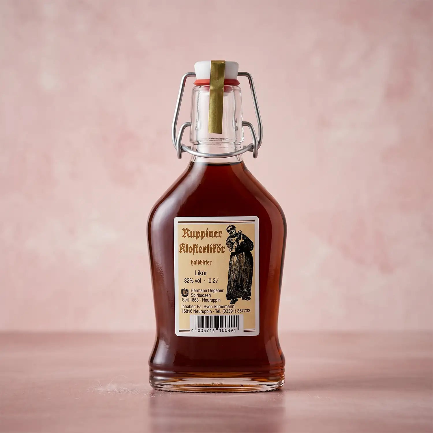 neuruppin-ruppiner-klosterlikoer-200ml-vorderseite-pastelHintergrund